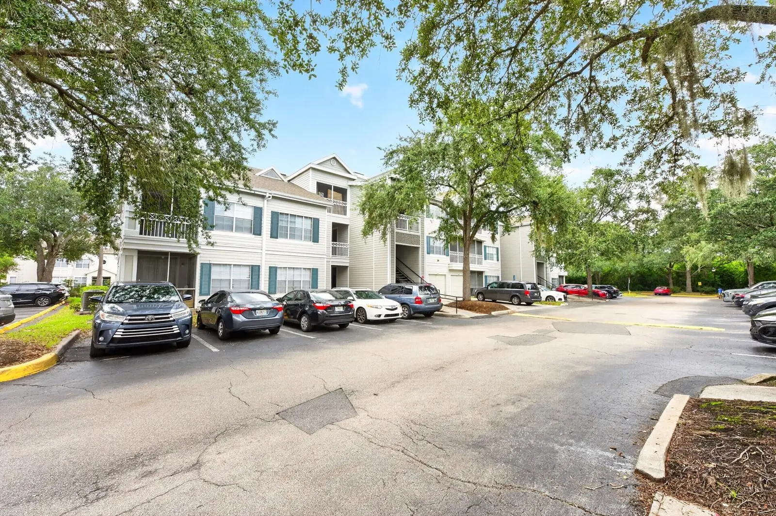 5118 City Street, FL