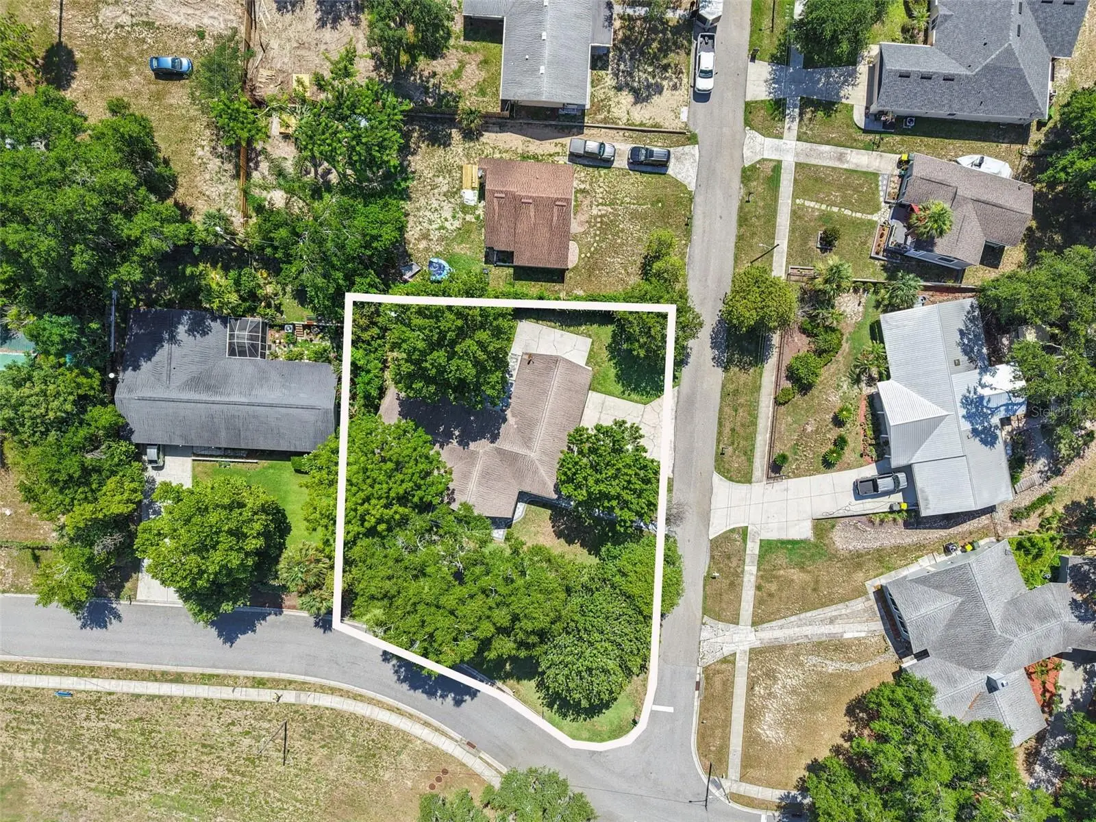 290 Carroll Street, FL