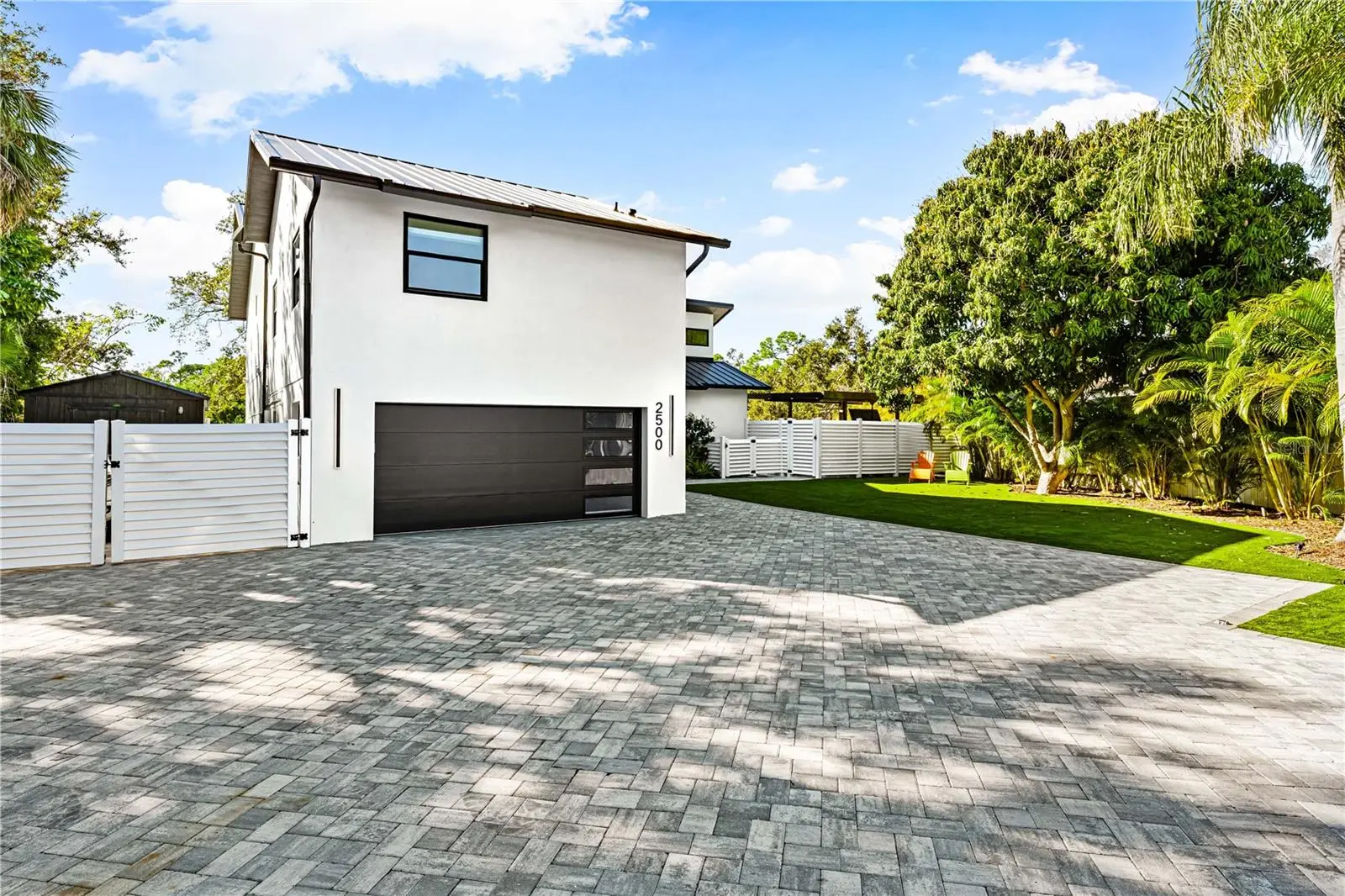 2500 Monterey Street, FL