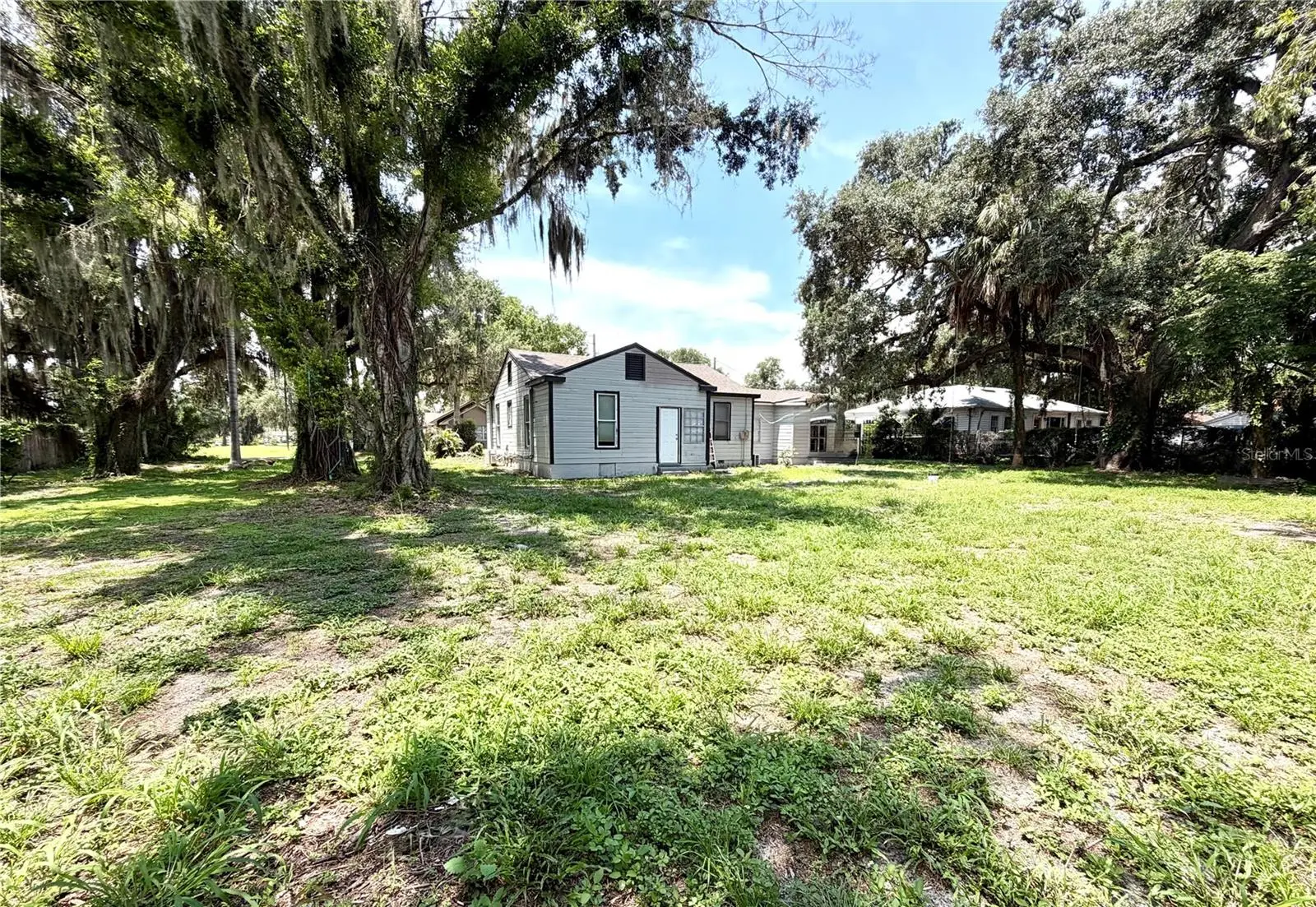 629 Avenue A, FL