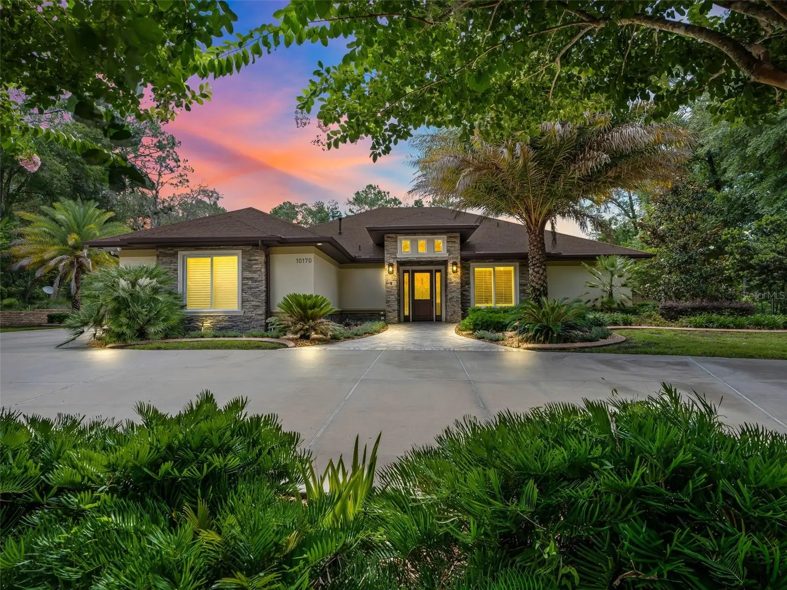 10170 202nd Circle, FL
