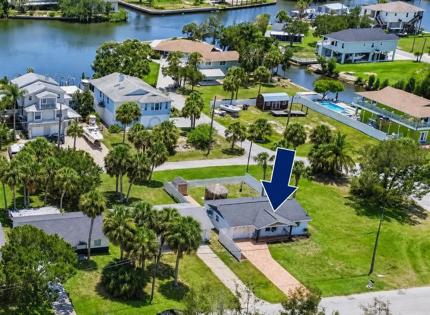 6814 Driftwood Drive, FL