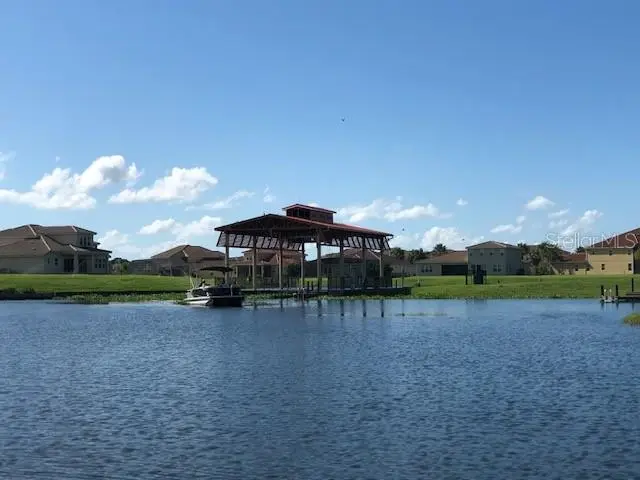 3520 Shorewood Drive, FL