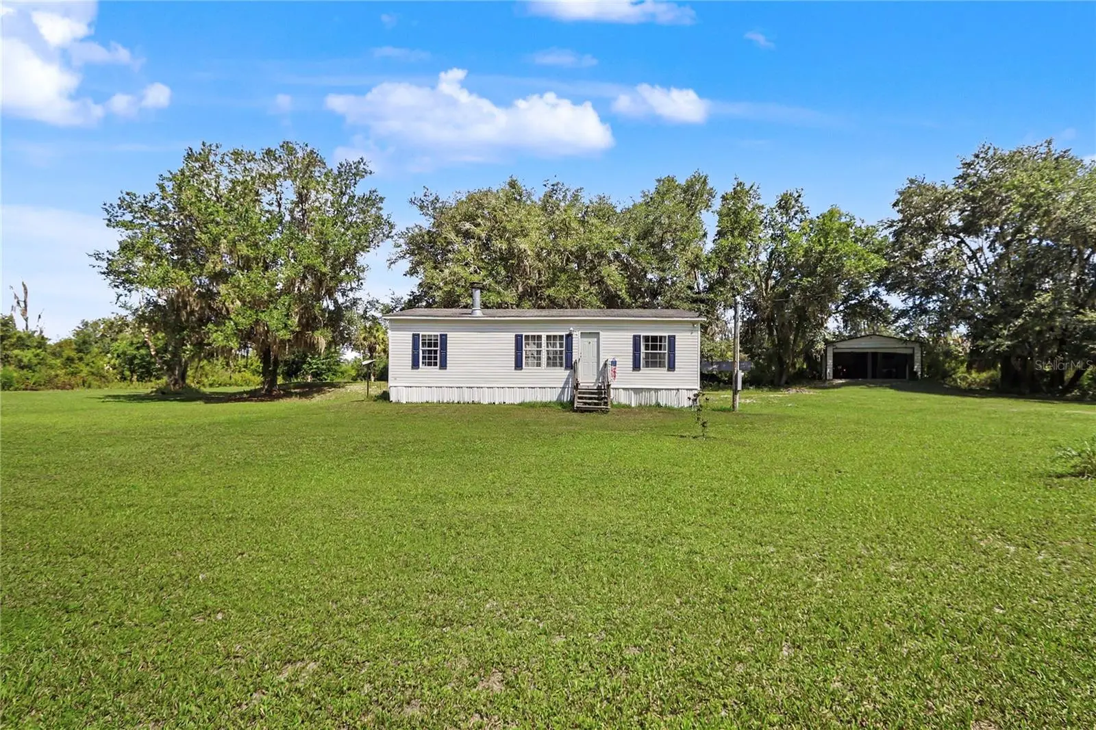 5435 153rd Place Road, FL