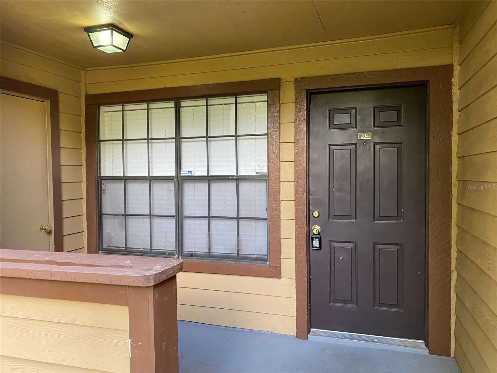 400 Lake Placid Court, FL
