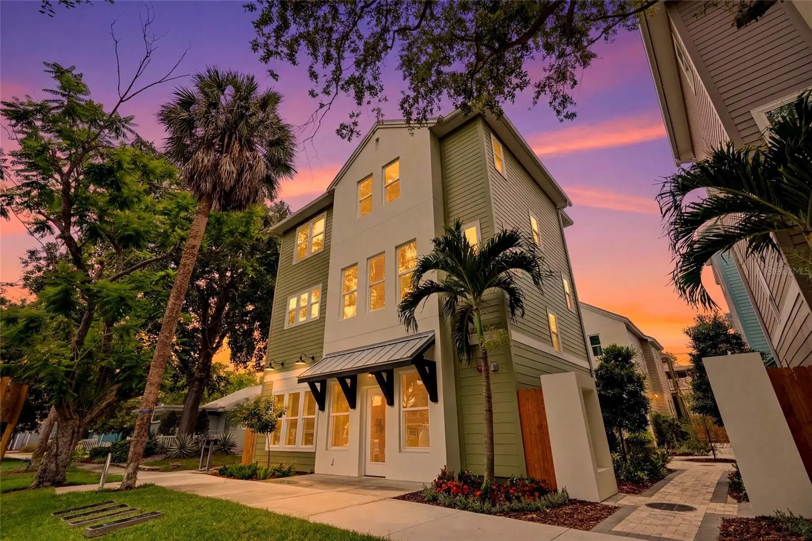 2540 1st Avenue, FL