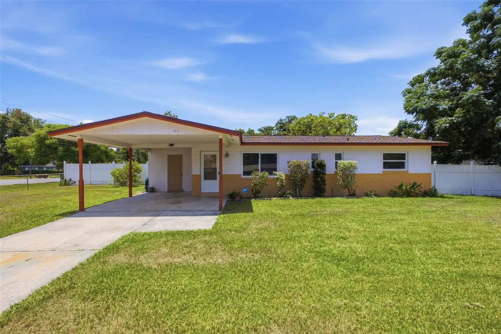117 Dahlia Drive, FL