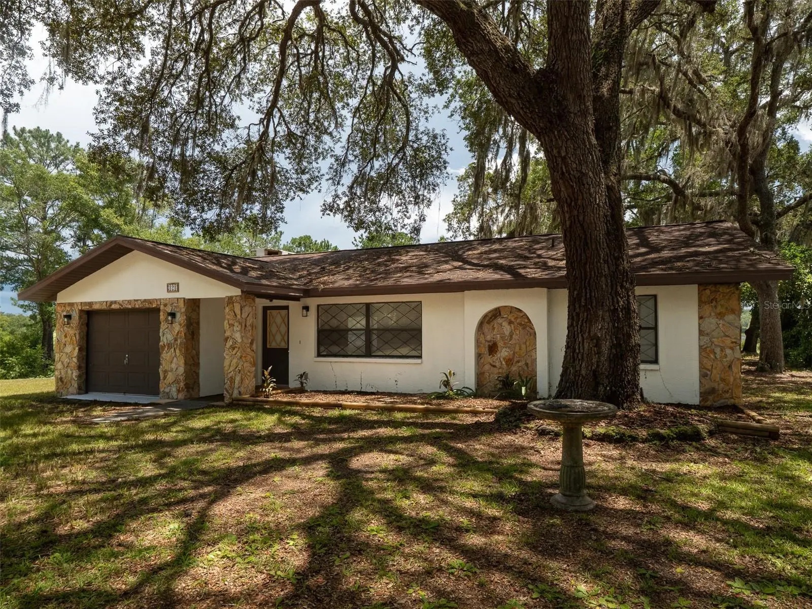 121 Serena Circle, FL