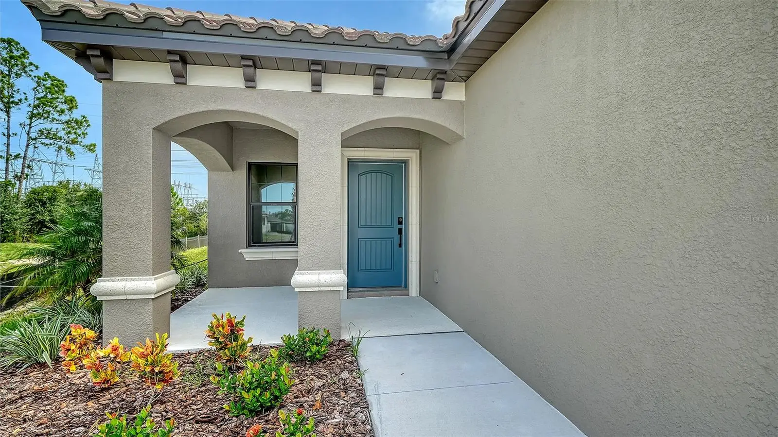 345 Potenza Loop, FL