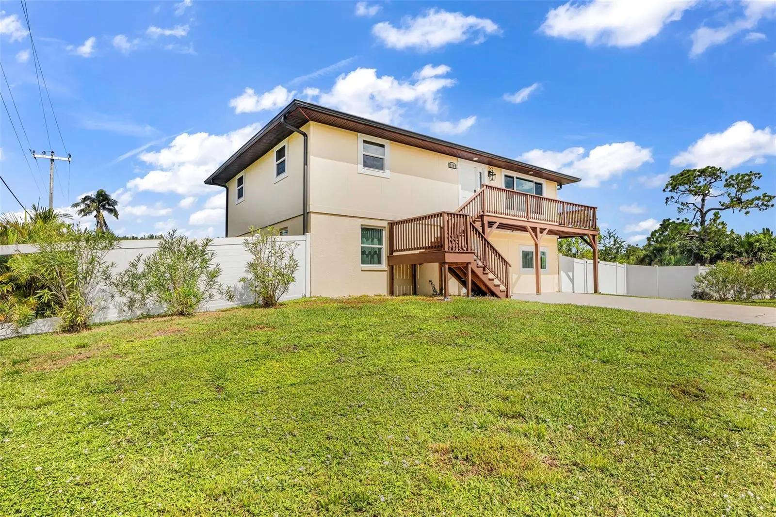 3129 Banyan Way, FL