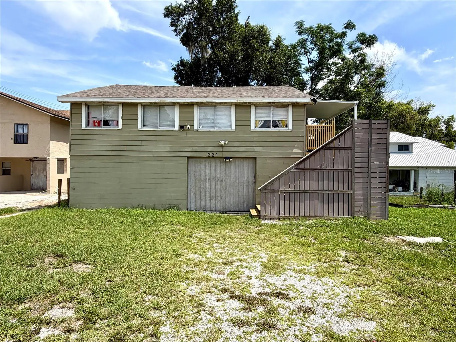221 Avenue C, FL