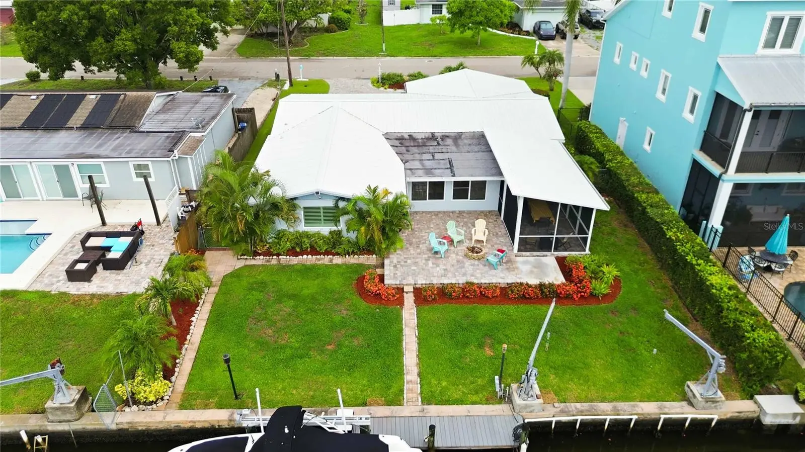 720 Ixora Avenue, FL