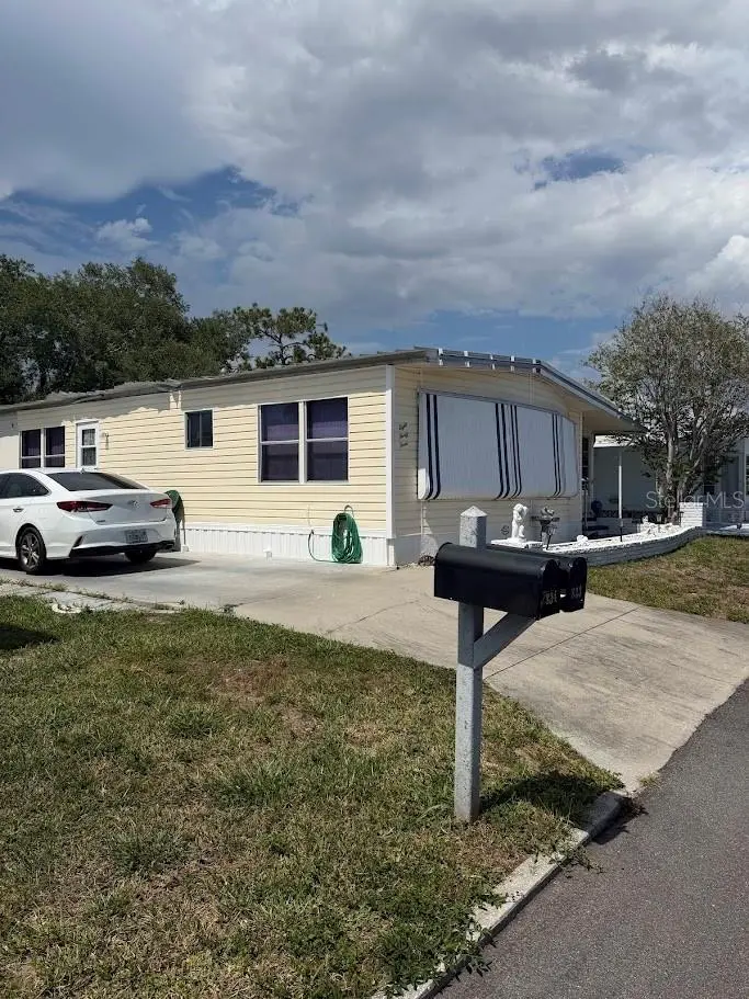833 Jolanda Circle, FL