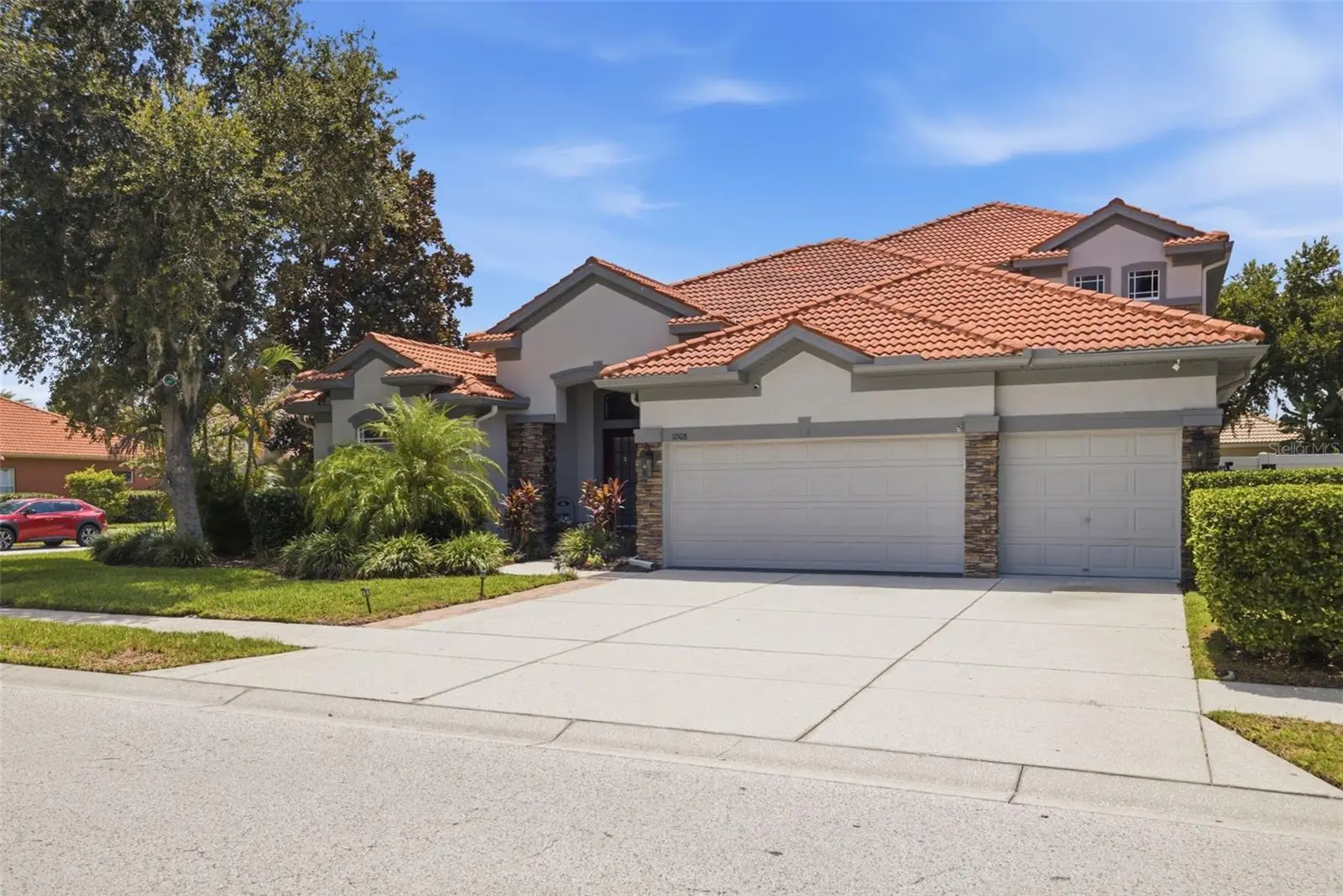 11508 Oyster Bay Circle, FL