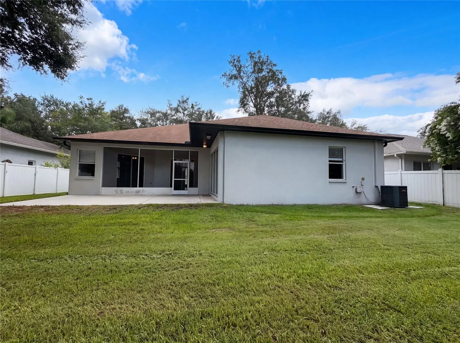 222 Taylor Bay Lane, FL