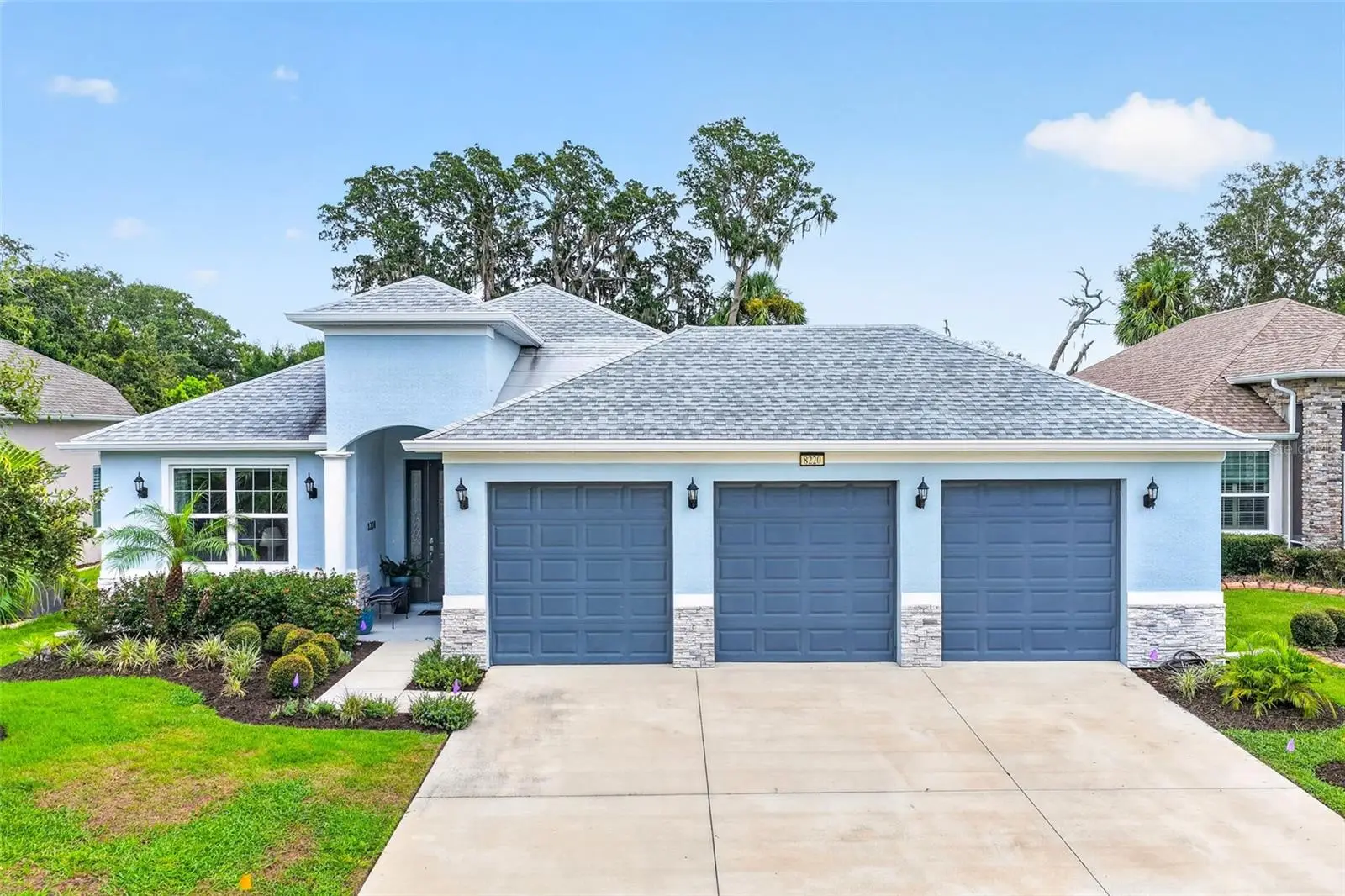 8220 Bridgeport Bay Circle, FL