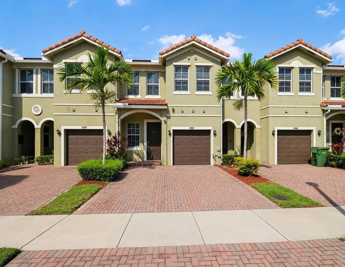 1452 Se 24th Ave, FL