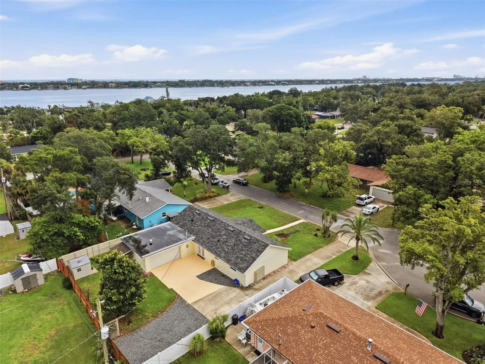 59 Crestwood Circle, FL