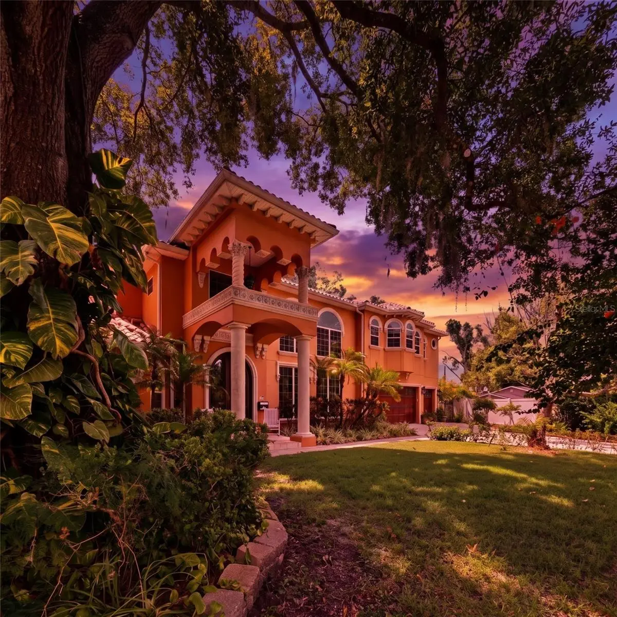 10307 Reclinata Lane, FL