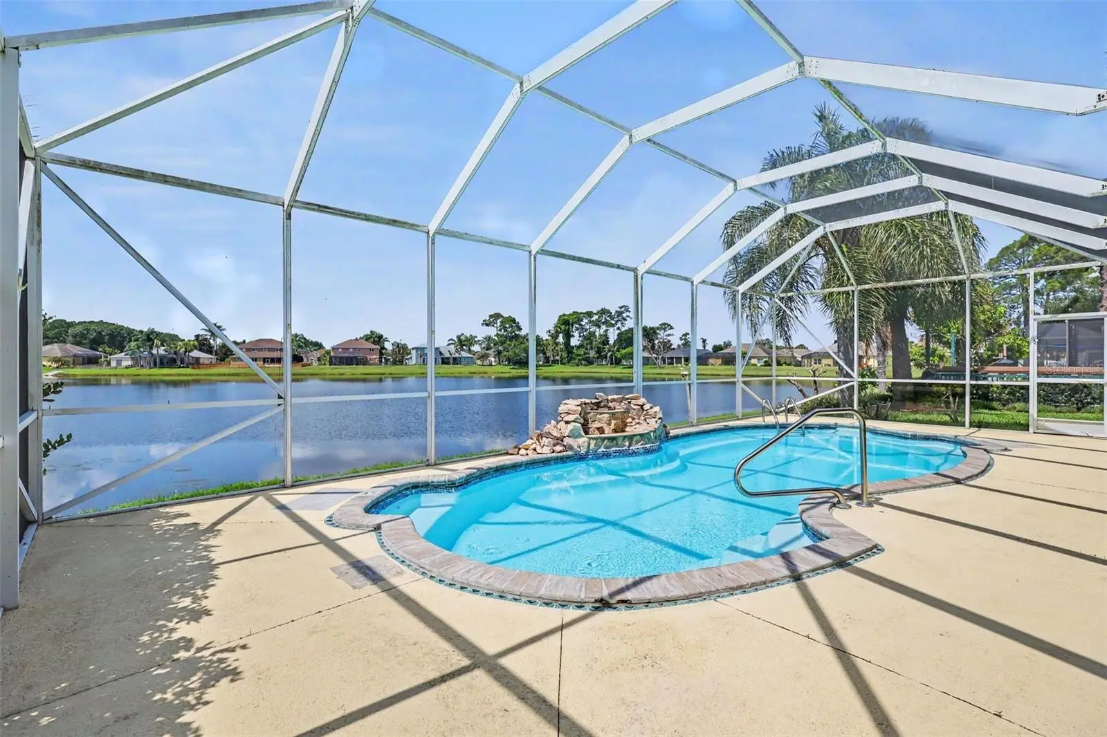 423 Stonehenge Circle, FL