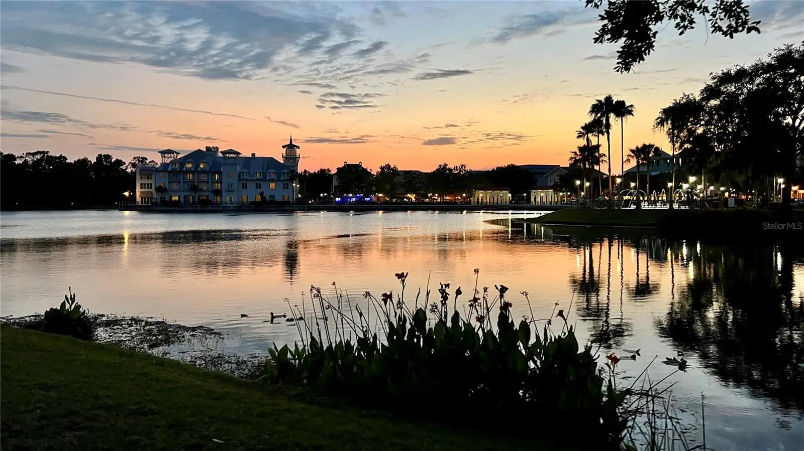 1006 Sandlace Court, FL