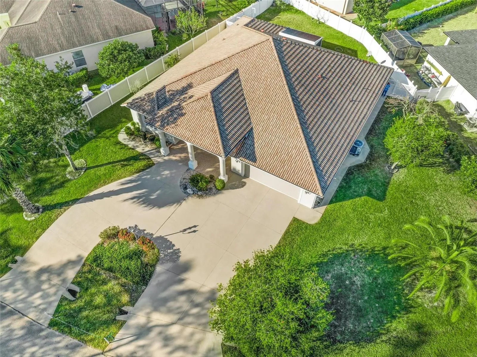 3 Falls Place, FL