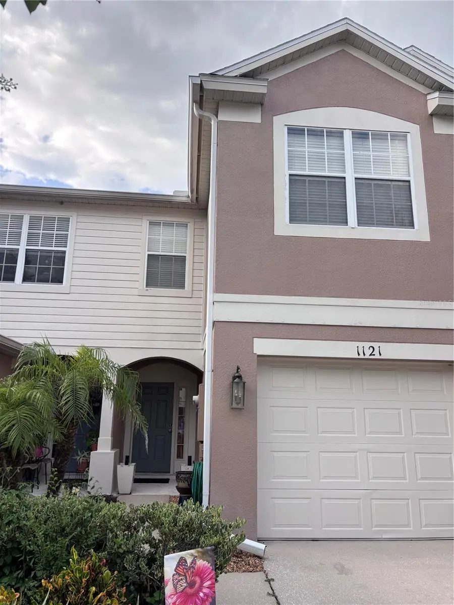 1121 Loyola Court, FL