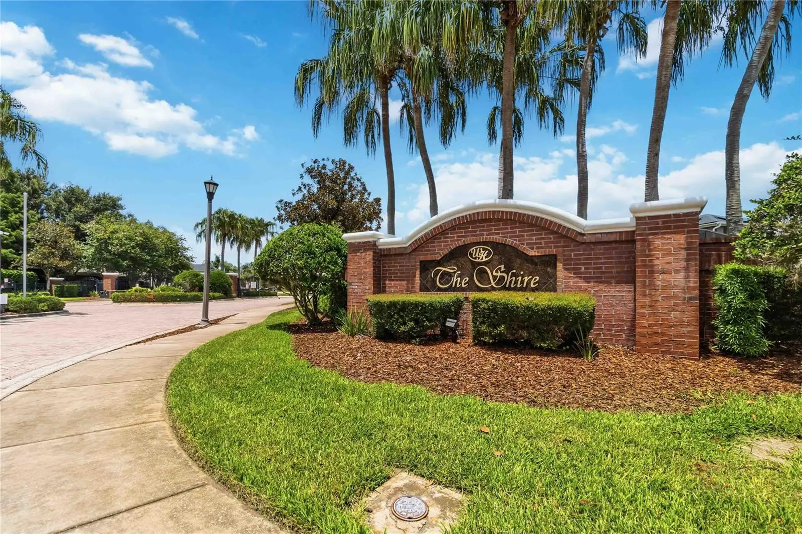 880 Suffolk Place, FL