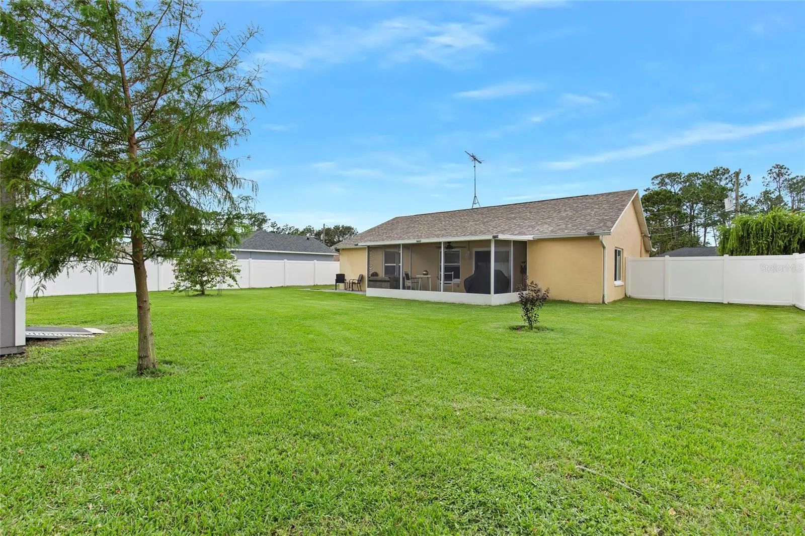 102 Eastwood Drive, FL