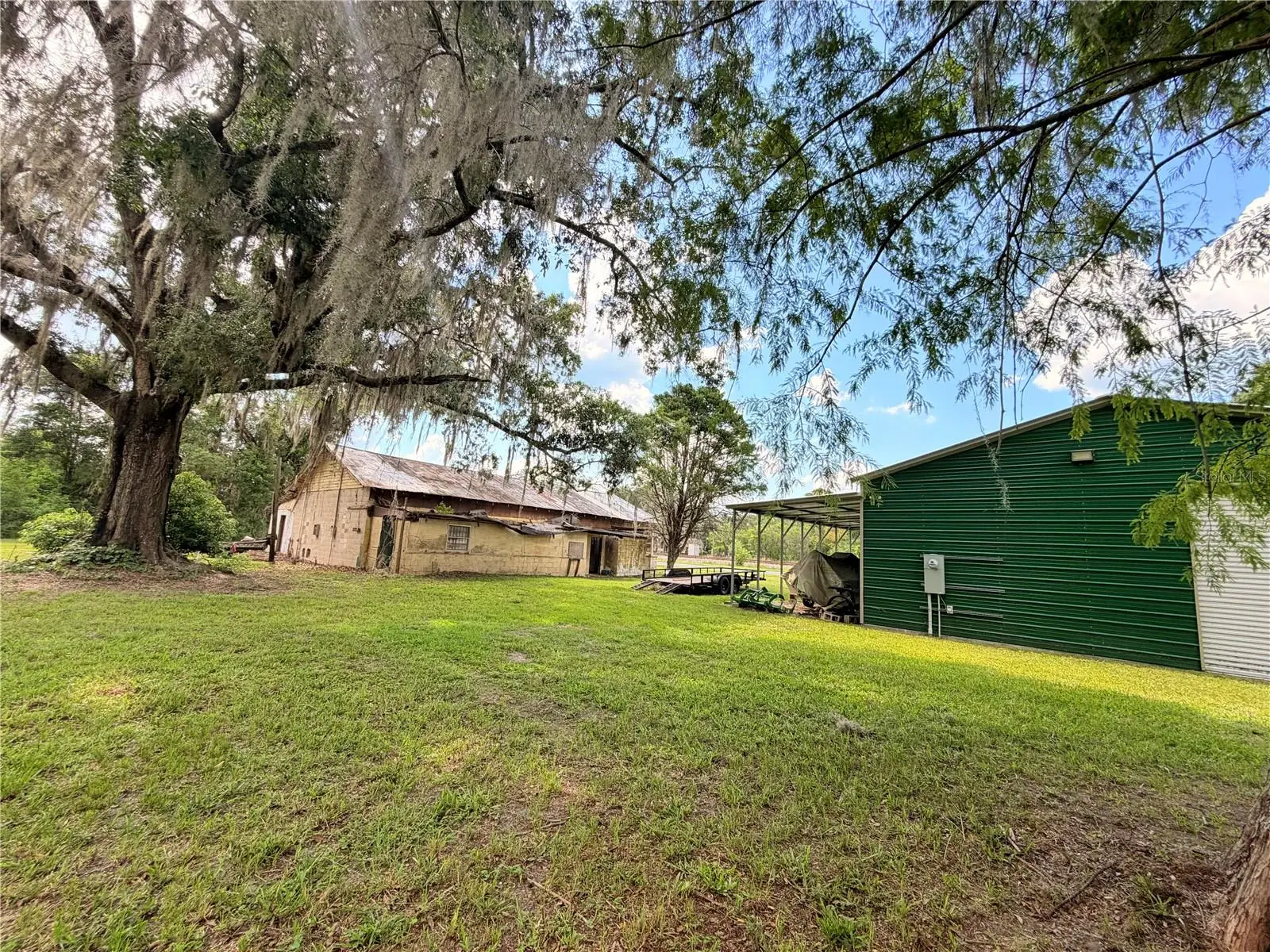 24042 90, FL