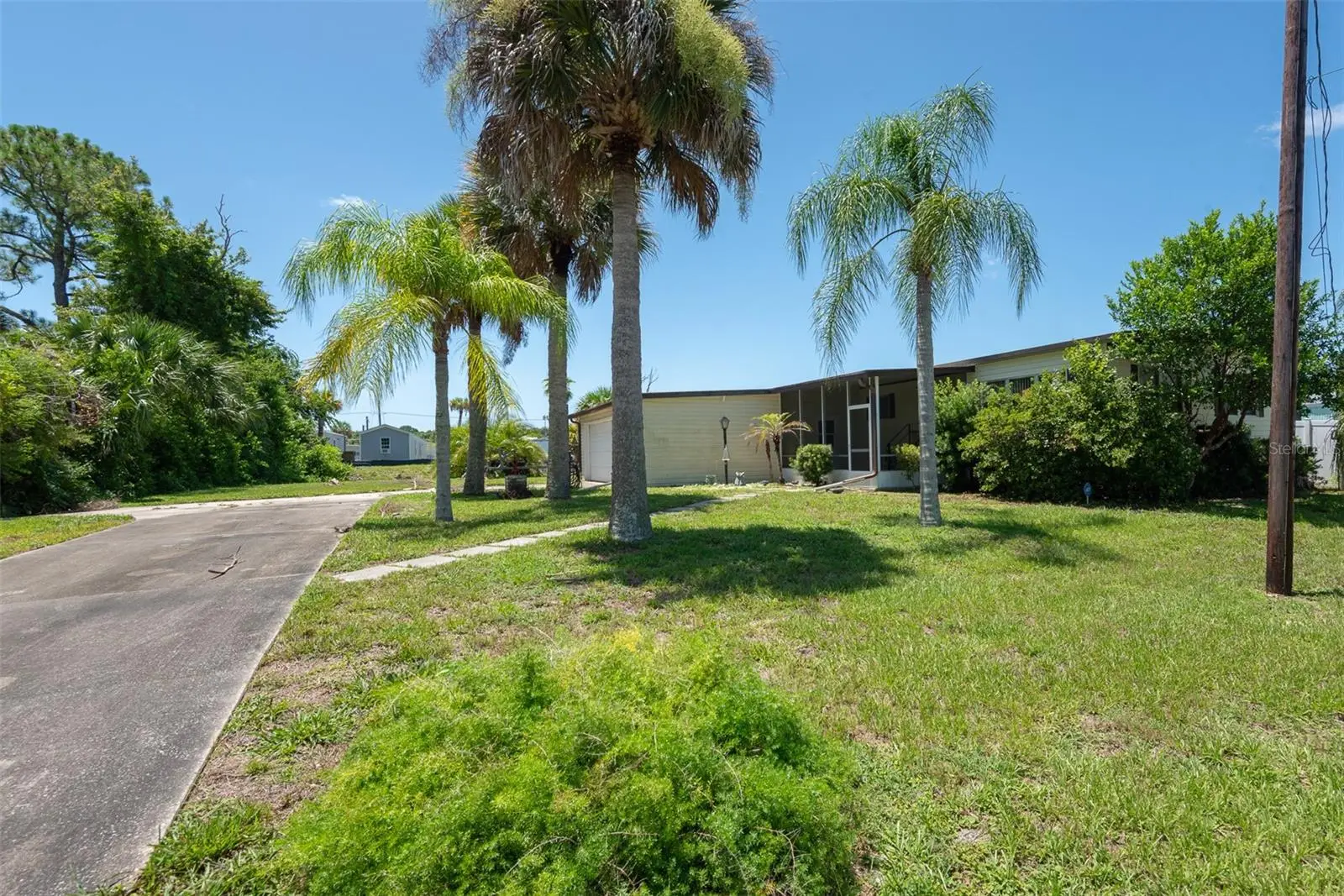 110 Charles Street, FL