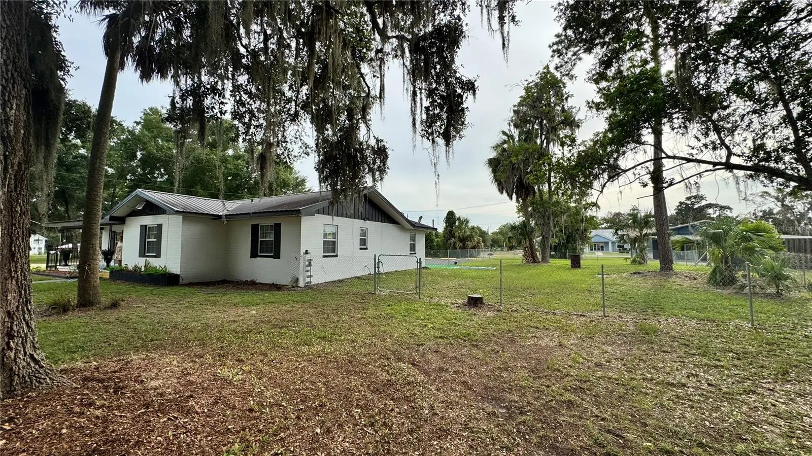 304 1st Street, FL