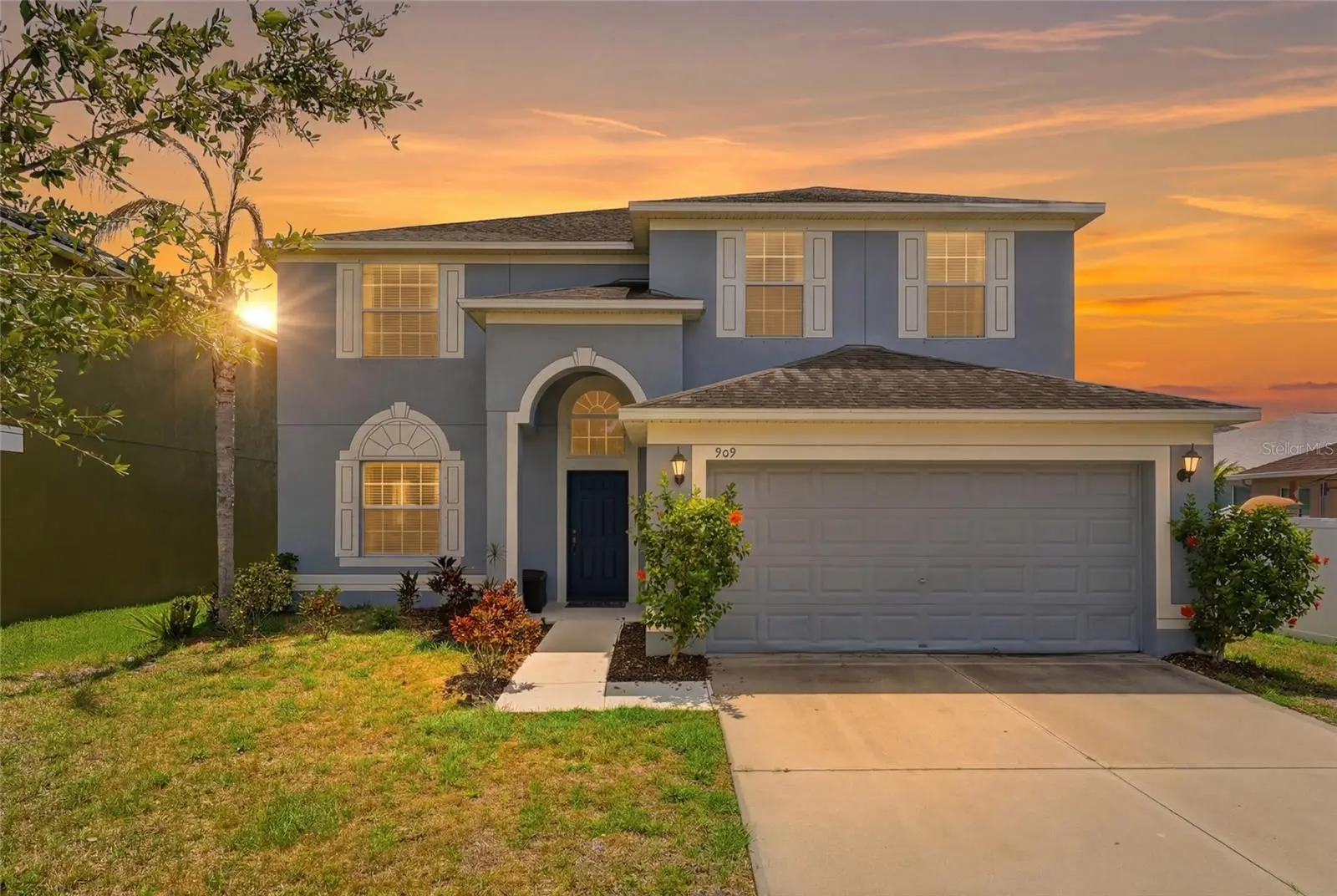 909 Meadow Glade Drive, FL