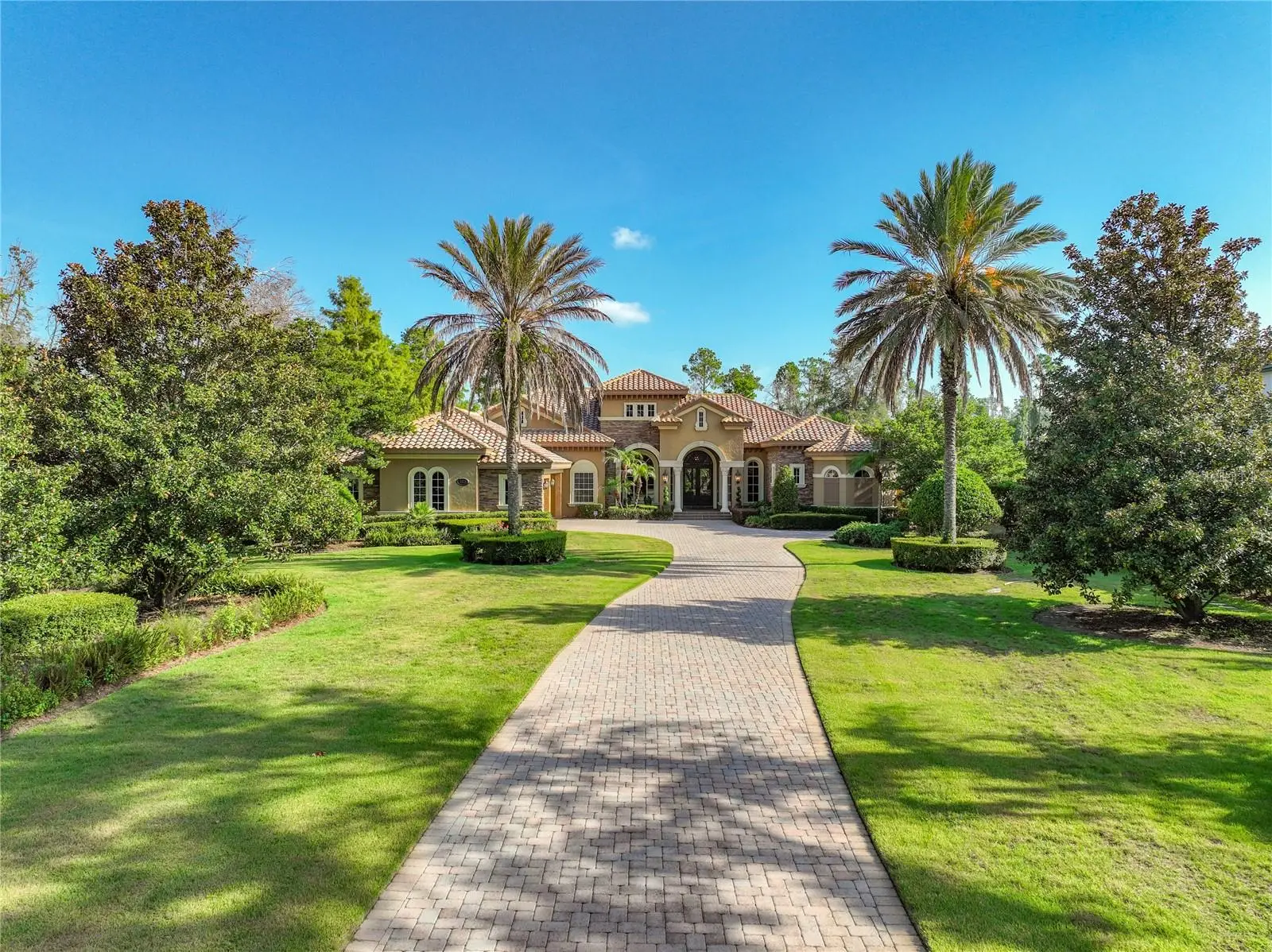 16028 Pendio Drive, FL