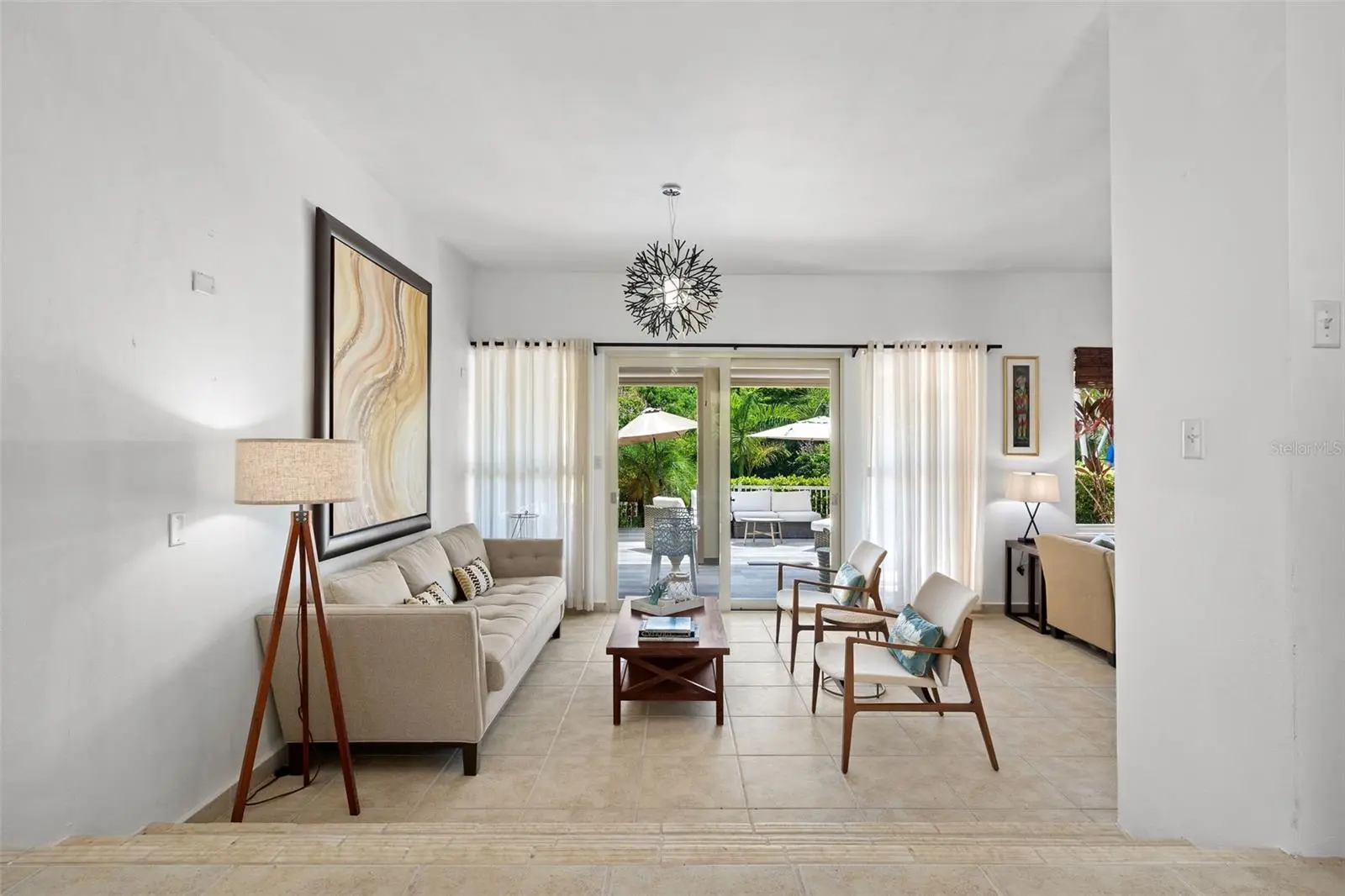 90 Candelero Drive, PR