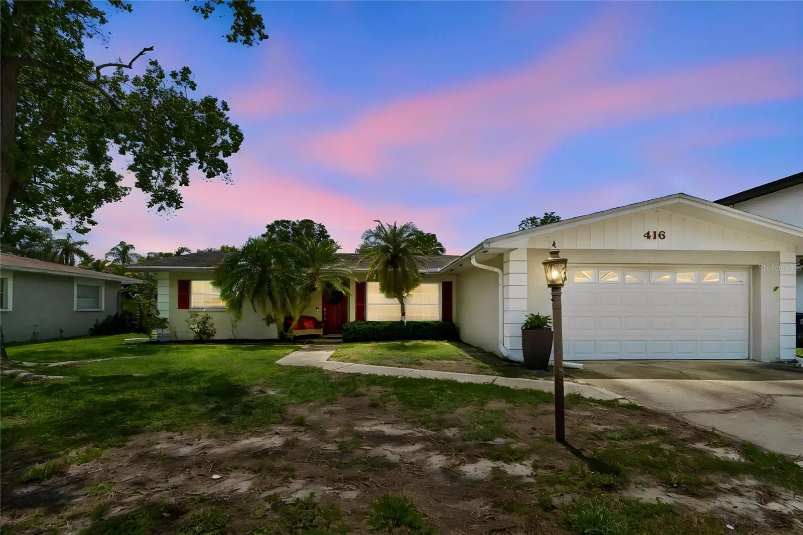 416 Maplewood Drive, FL