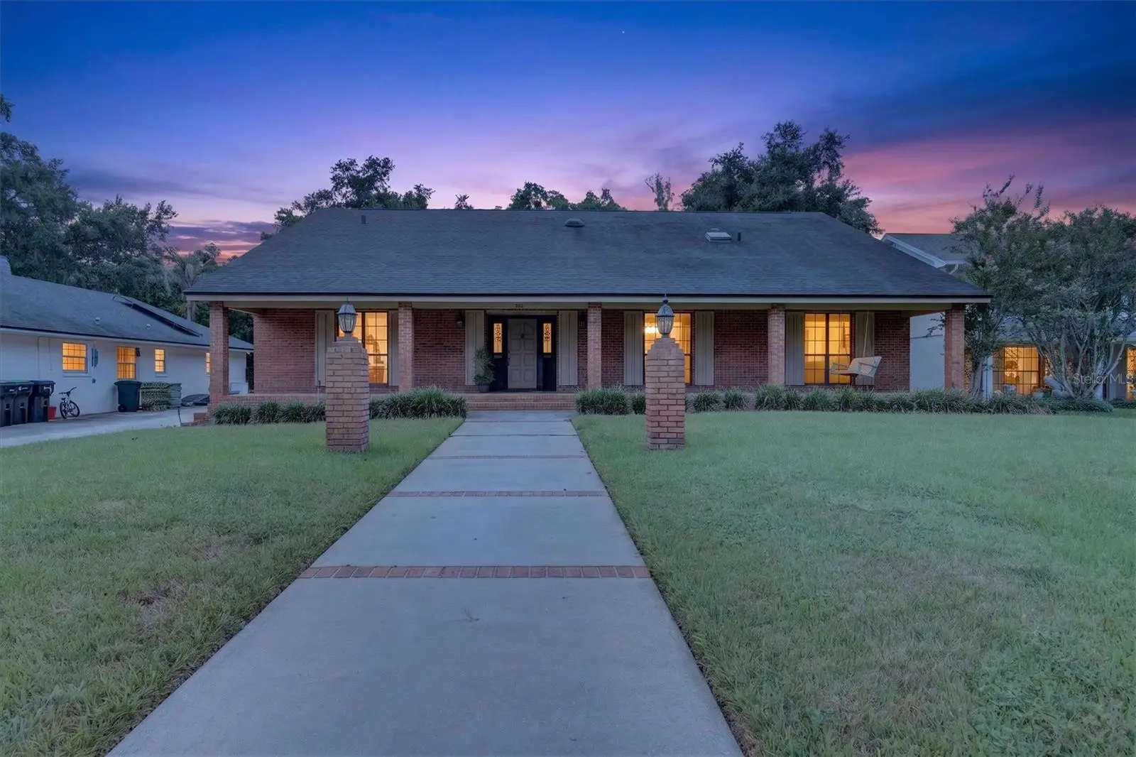 306 Oak Estates Drive, FL