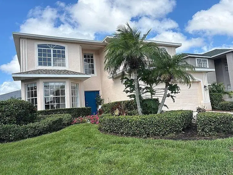 7462 Featherstone Boulevard, FL