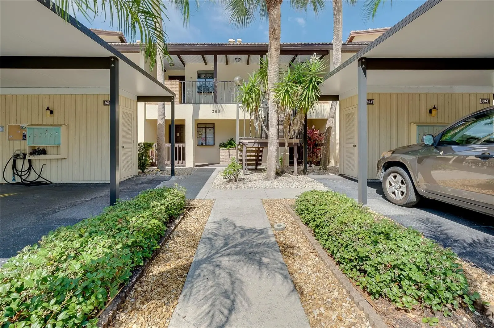 360 Three Lakes Lane, FL