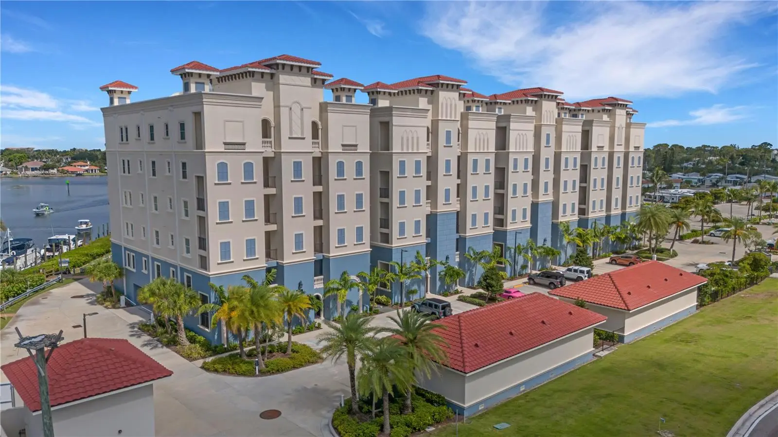 505 Tamiami Trail, FL