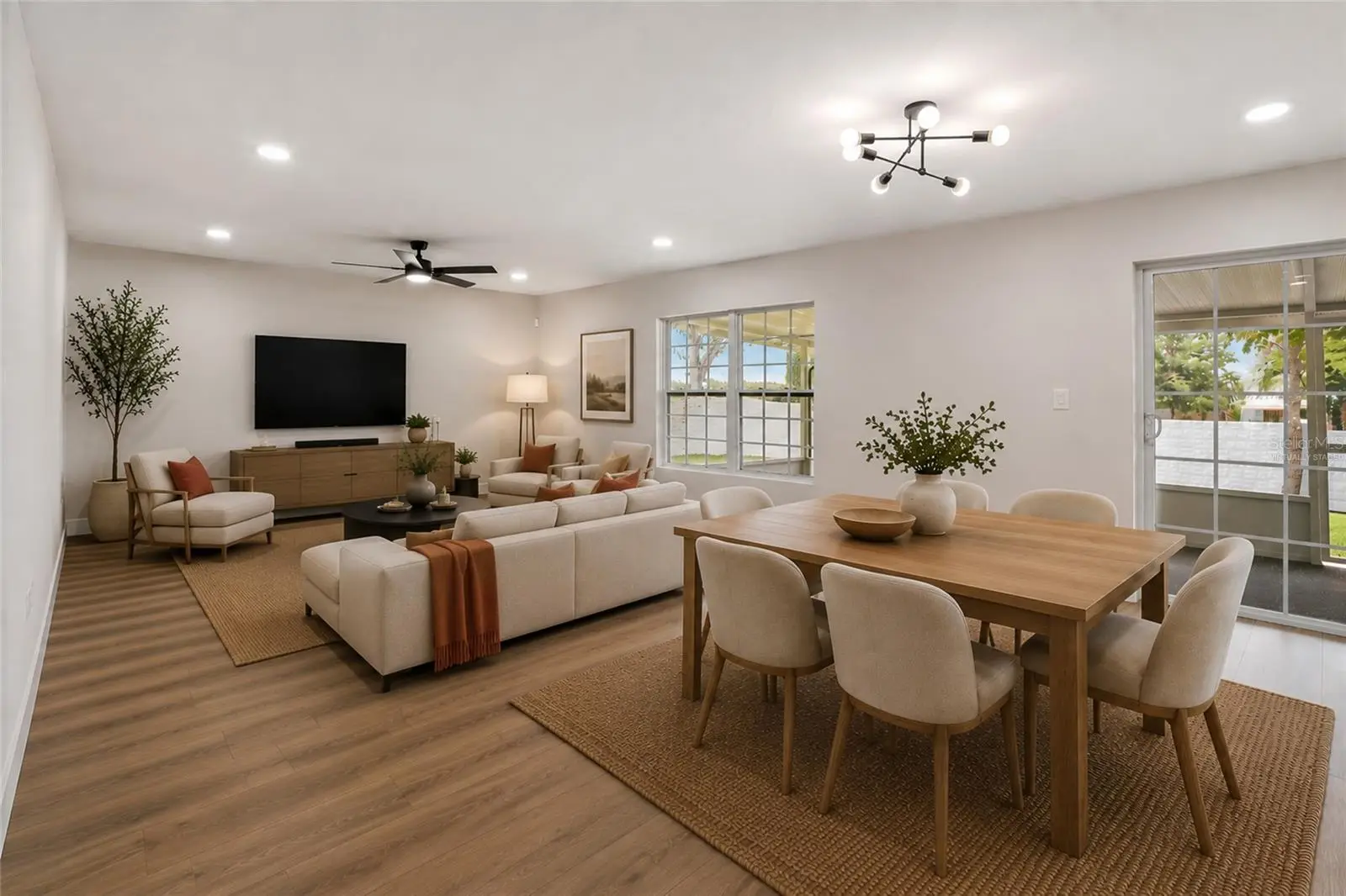2960 White Magnolia Loop, FL