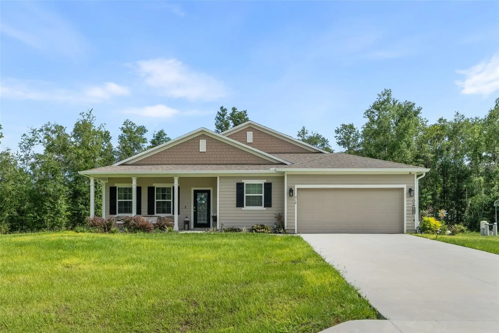 218 Cadence Glen, FL