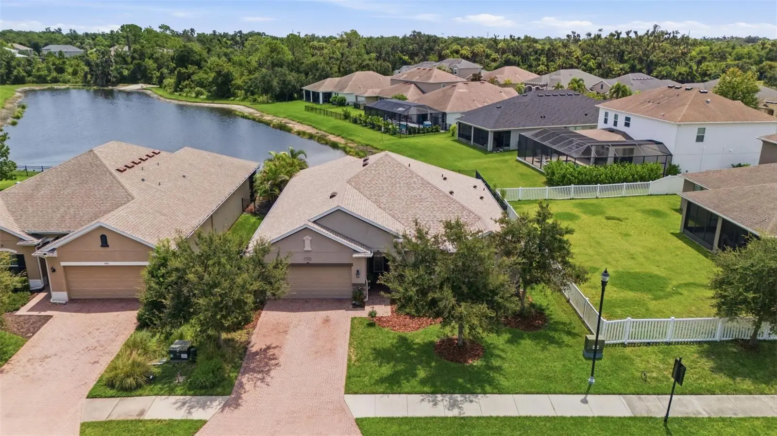 4910 60th Avenue Circle, FL
