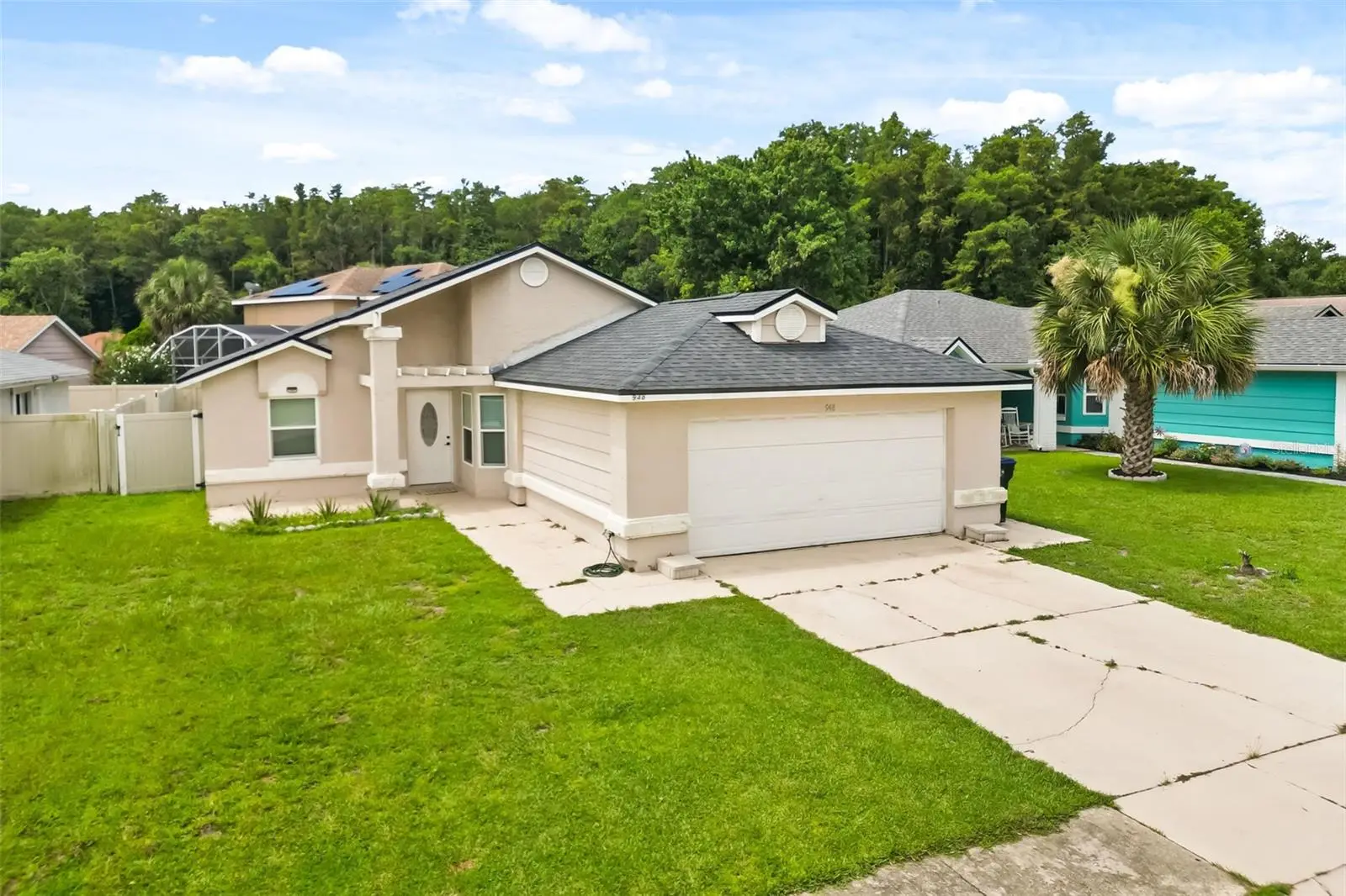 948 Ocala Woods Lane, FL