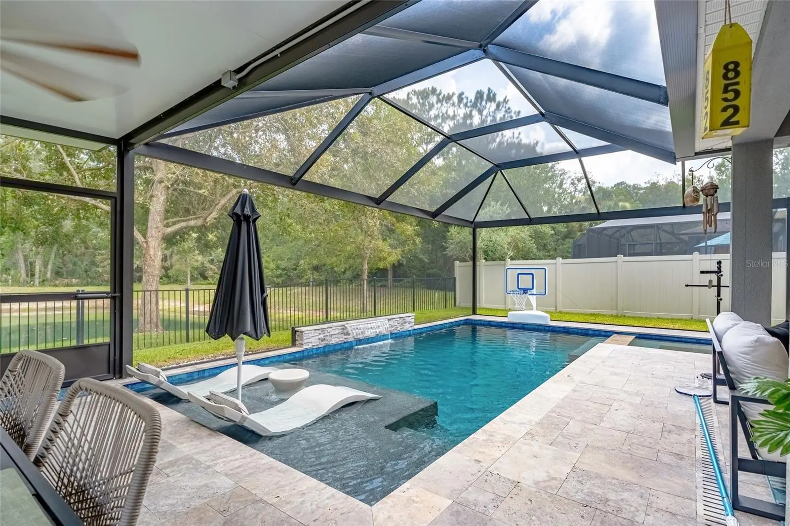 48 Mission Oak Court, FL
