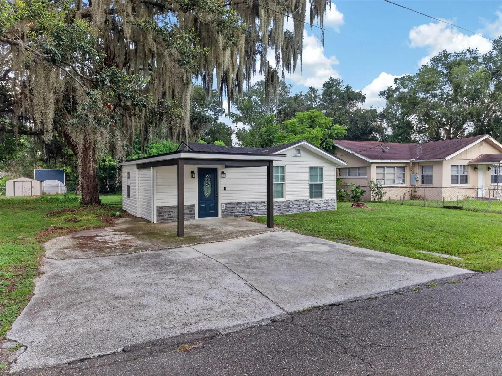 925 Adrian Court, FL