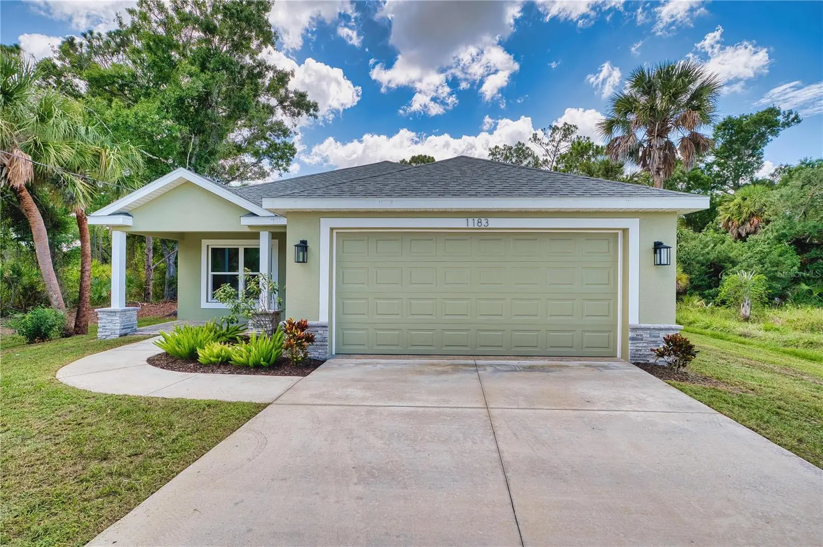 1183 Cedar Avenue, FL