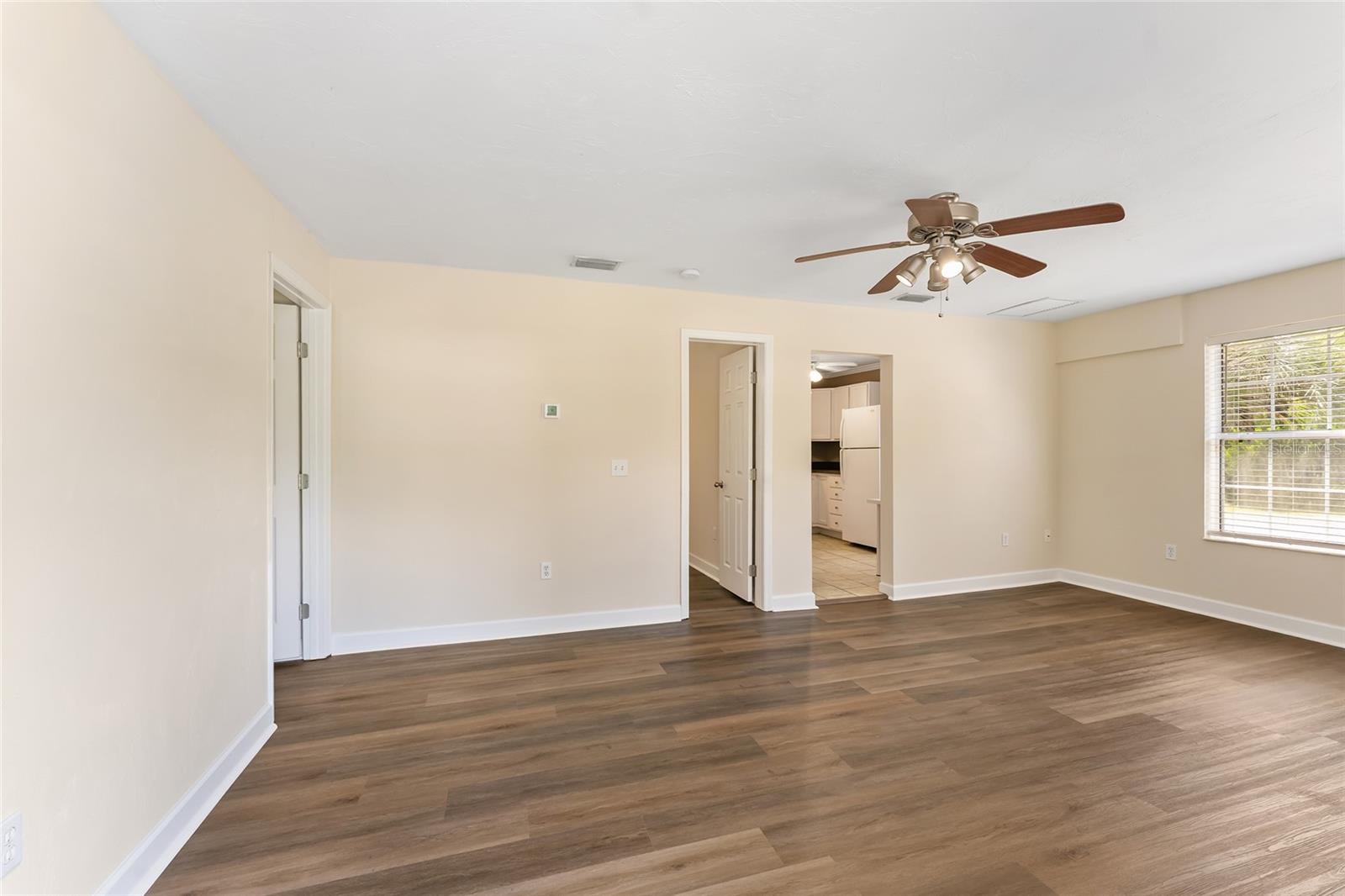 18673 252nd Street, FL