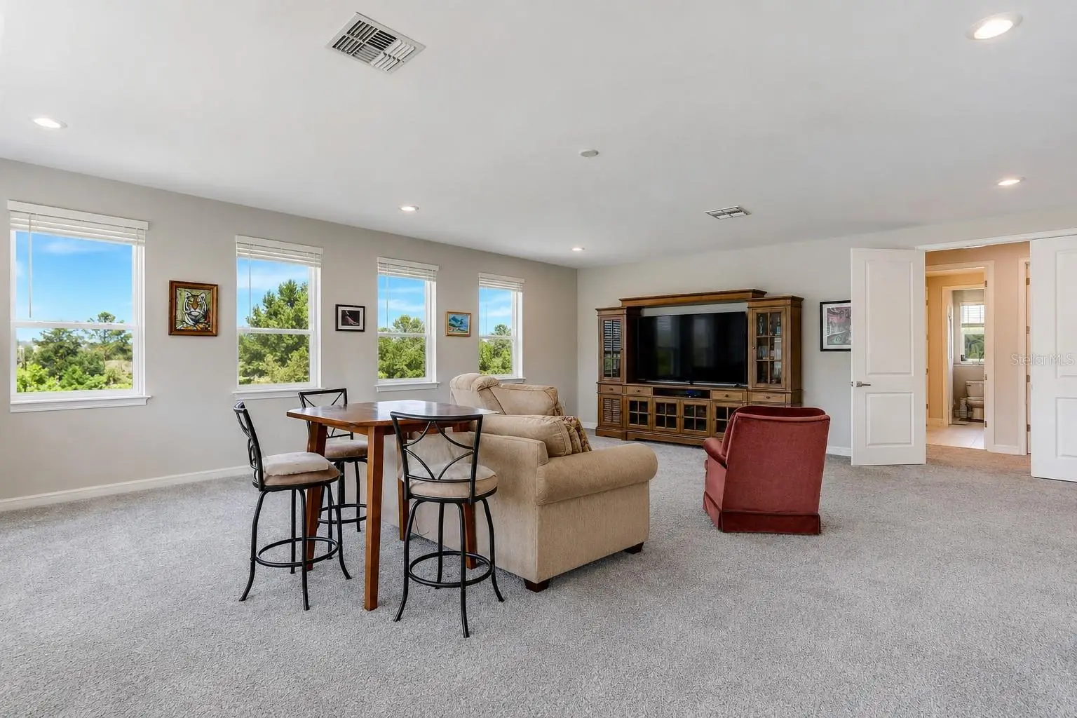 18014 Woodland View Drive, FL