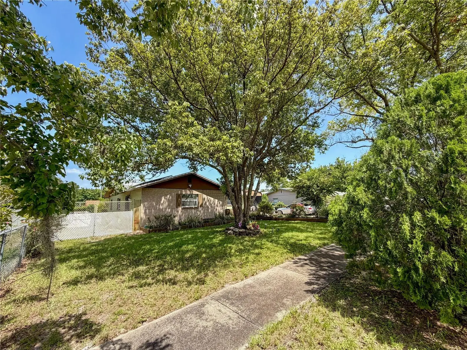 45 Caswell Drive, FL